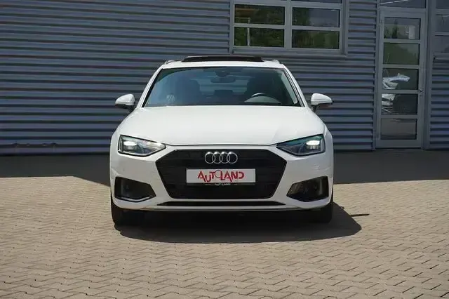 Gebraucht Audi A4 Advanced 204 PS (150 kW) 2022 Weiß Kombi