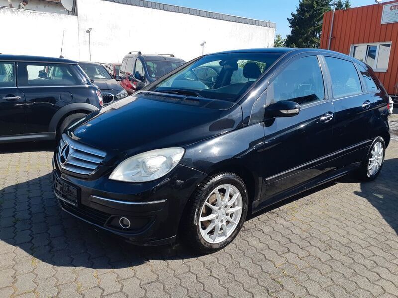 Schwarz Gebraucht 2007 Mercedes B180 Van / Kleinbus | 2.990 € (Guter Preis) - Bild 1/4