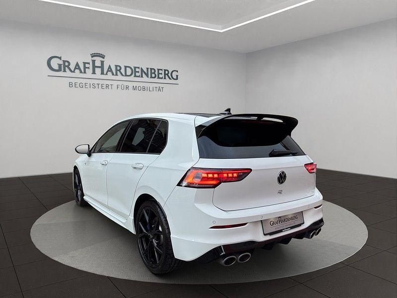 Gebraucht VW Golf VIII R 333 PS (244 kW) 2025 Weiß Limousine
