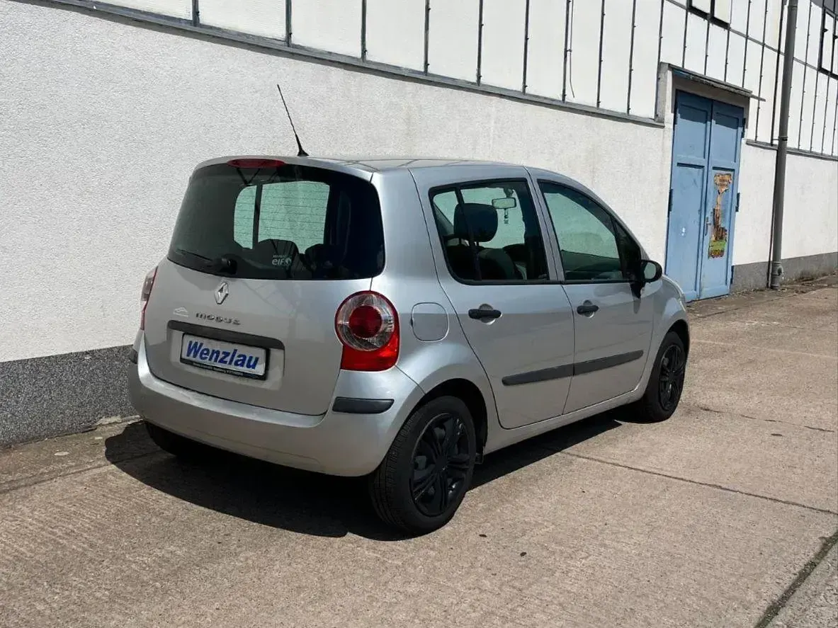 Gebraucht Renault Modus Avantage 75 PS (55 kW) 2007 Grau Van / Kleinbus