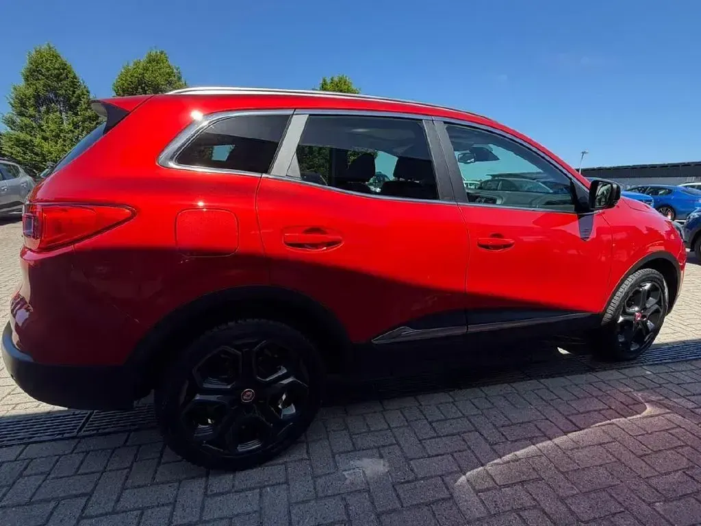 Gebraucht Renault Kadjar Crossborder 131 PS (96 kW) 2017 Rot SUV
