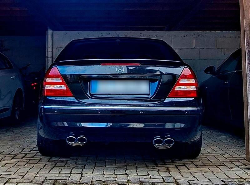 Gebraucht Mercedes C55 AMG AMG 367 PS (269 kW) 2004 Schwarz Limousine