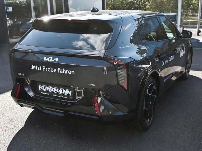 Gebraucht Kia EV4 GT-Line 150 kW (204 PS) 2025 Grau pentametal metallic Kleinwagen