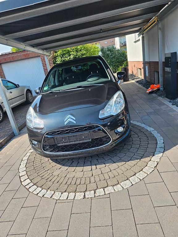 Schwarz Gebraucht 2010 Citroën C3 Exclusive Kleinwagen | 2.200 € (Guter Preis) - Bild 1/4