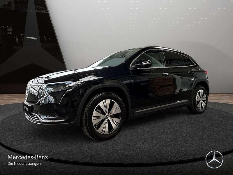 Gebraucht Mercedes EQA250 Advanced 139 kW (190 PS) 2025 Kosmosschwarz SUV