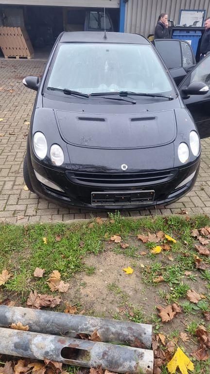 Second-hand Smart ForFour 75 CP (55 kW) 2004 Negru Hatchback