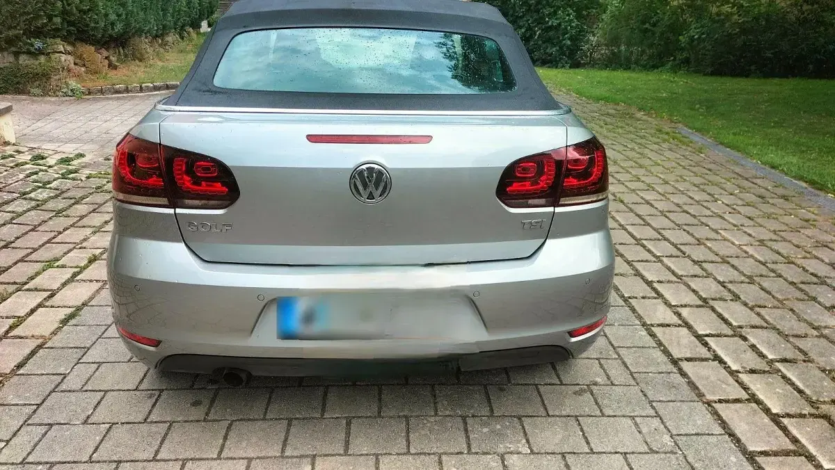 Gebraucht VW Golf Cabriolet 105 PS (77 kW) 2012 Grau Cabrio