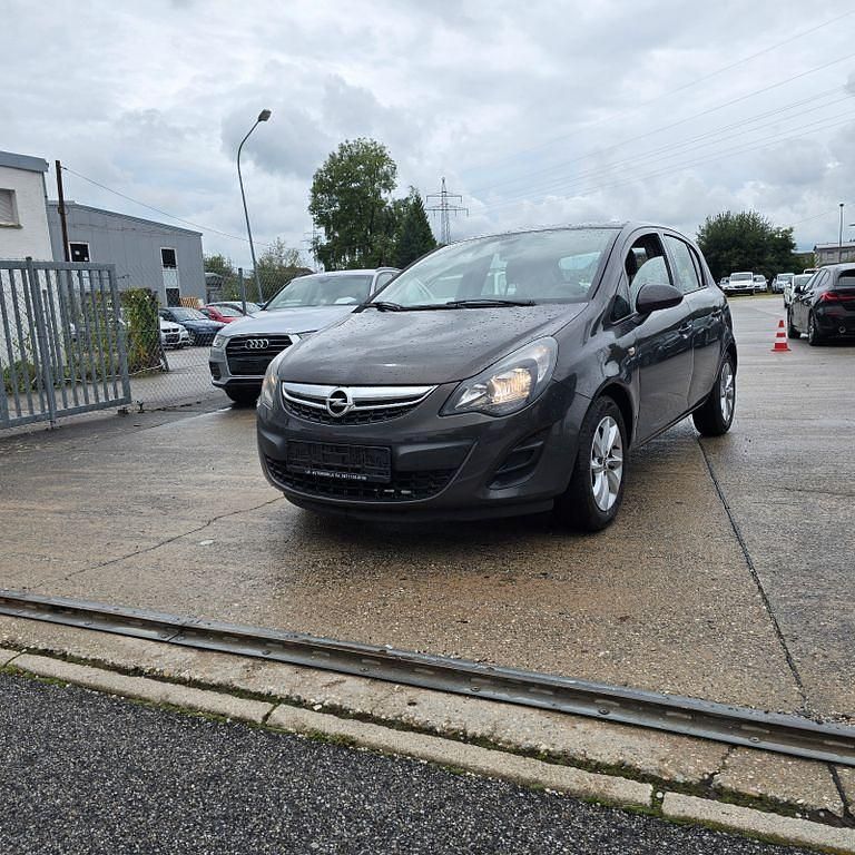 Grau Gebraucht 2014 Opel Corsa Energy Kleinwagen | 4.399 € (Fairer Preis) - Bild 1/4