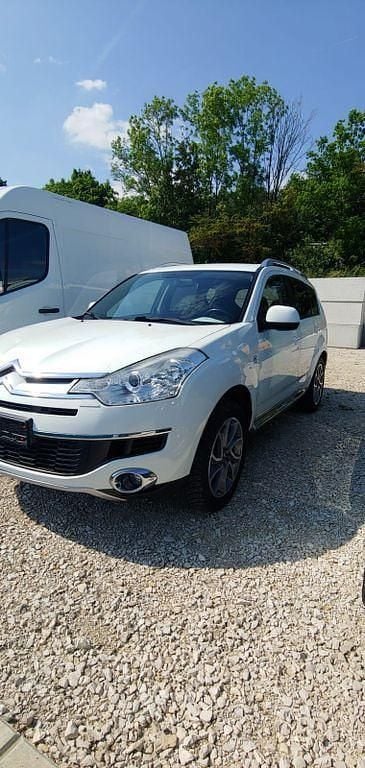 Weiß Gebraucht 2010 Citroën C-Crosser Exclusive SUV | 4.500 € (Guter Preis) - Bild 1/4