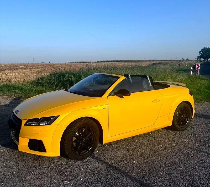 Gelb Gebraucht 2018 Audi TT Roadster S-Line Cabrio | 22.900 € (Guter Preis) - Bild 1/4