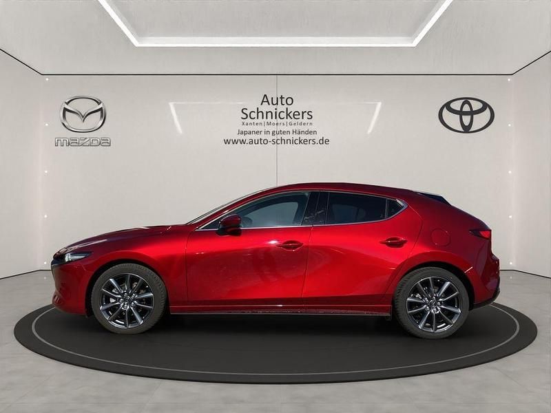 Gebraucht Mazda 3 Center-Line 140 PS (102 kW) 2025 Rot Limousine