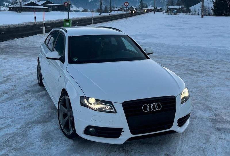 Weiß Gebraucht 2012 Audi A4 S-Line Kombi | 9.900 € (Etwas zu teuer) - Bild 1/1