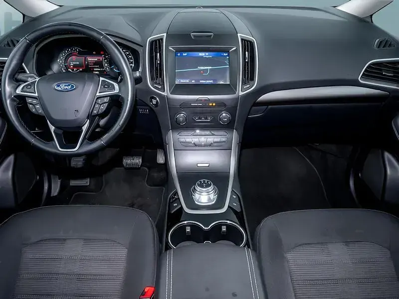 Używany Ford Galaxy 190 KM (139 kW) 2022 Szary Minivan