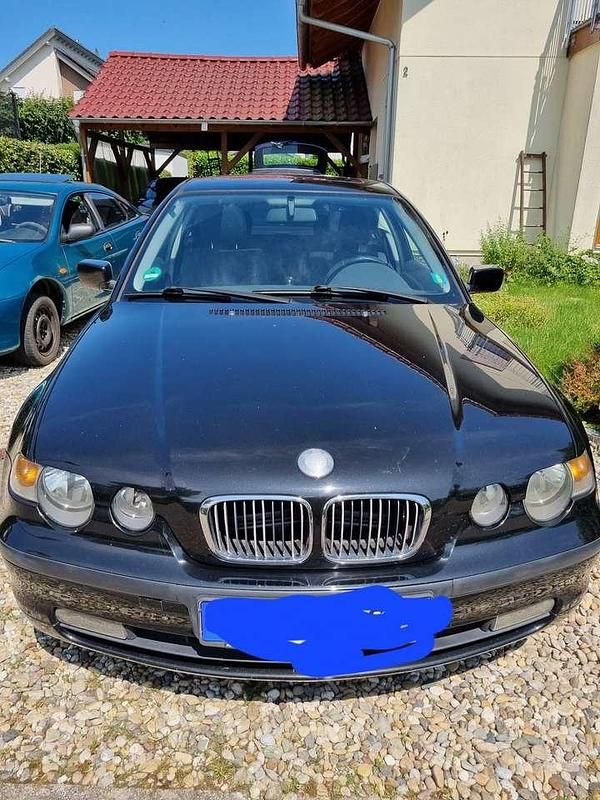 Schwarz Gebraucht 2002 BMW 316 Compact Kleinwagen | 1.200 € (Fairer Preis) - Bild 1/4