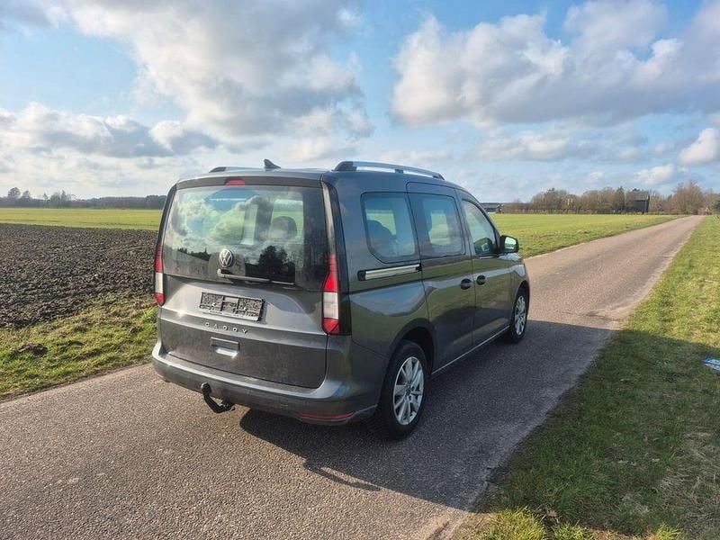 Gebraucht VW Caddy Life 114 PS (83 kW) 2023 Grau Van / Kleinbus