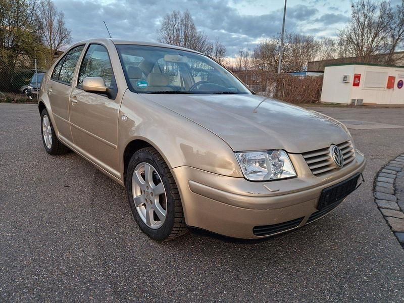 Gebraucht VW Bora 75 PS (55 kW) 2002 Gelb Limousine