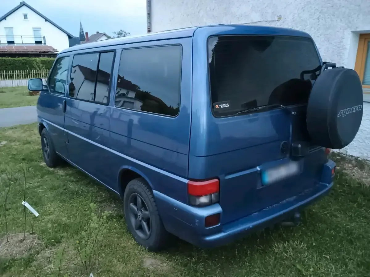 Gebraucht VW T4 110 PS (80 kW) 1996 Blau Van