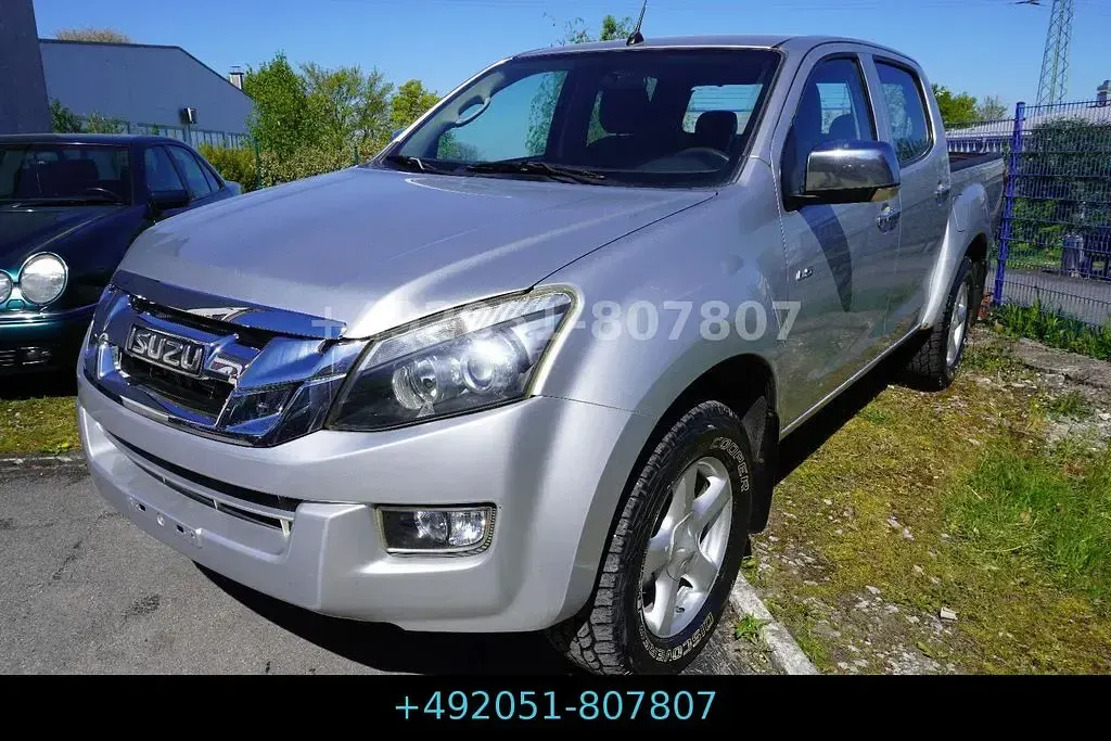 Second-hand Isuzu D-Max 163 CP (119 kW) 2015 Argintiu SUV