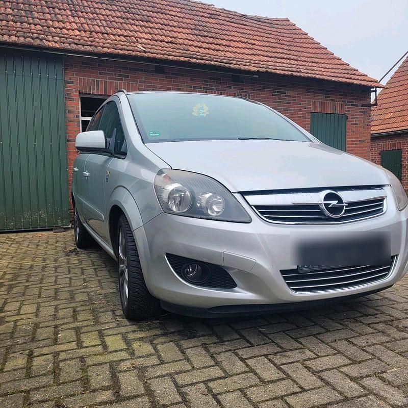 Gebraucht Opel Zafira 120 PS (88 kW) 2010 Silber Van / Kleinbus