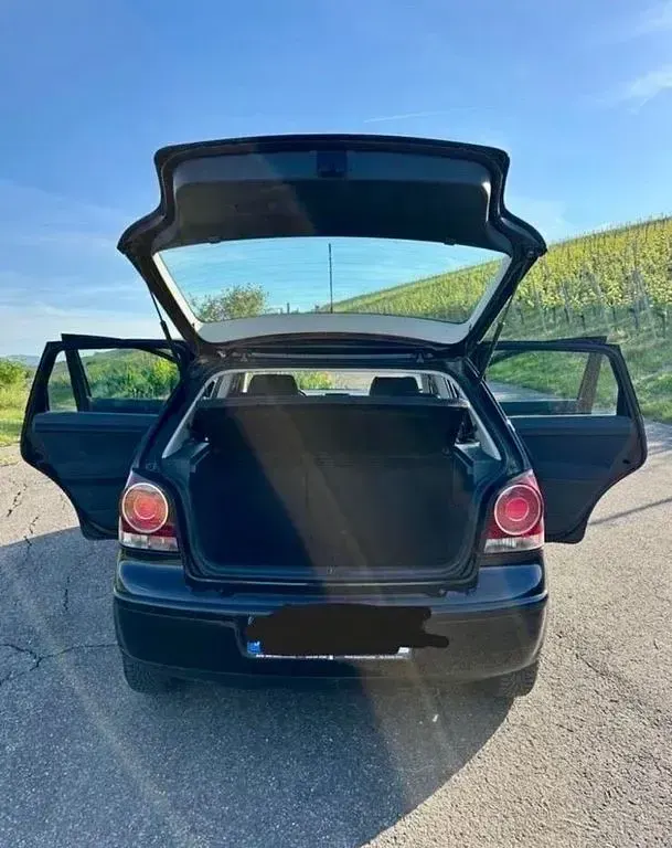 Gebraucht VW Polo Comfortline 60 PS (44 kW) 2008 Schwarz Kleinwagen
