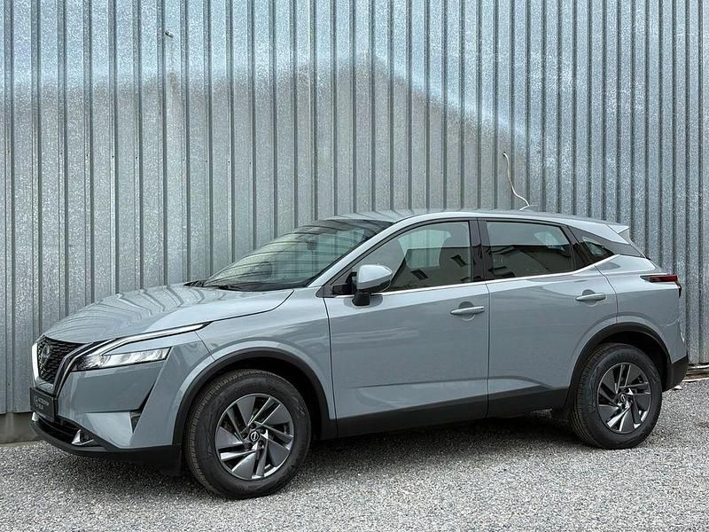 Grau Gebraucht 2023 Nissan Qashqai Acenta SUV | 23.500 € (Guter Preis) - Bild 1/4