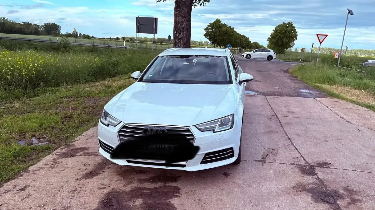 Gebraucht Audi A4 150 PS (110 kW) 2018 Weiß Kombi
