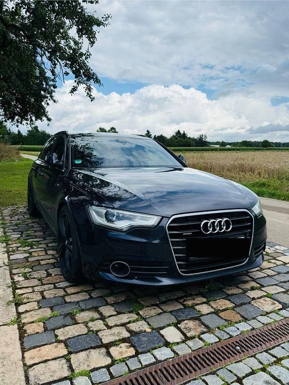 Gebraucht Audi A6 Ambiente 313 PS (230 kW) 2012 Blau Kombi
