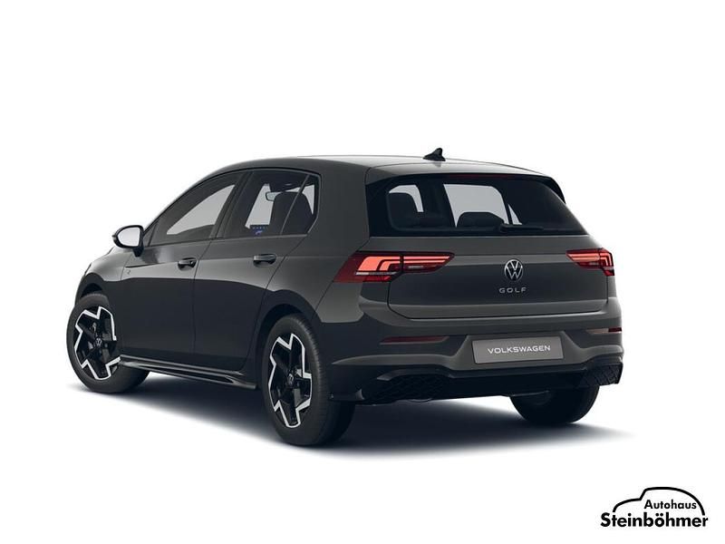 Gebraucht VW Golf VIII R-line 150 PS (110 kW) 2024 Uranograu Limousine