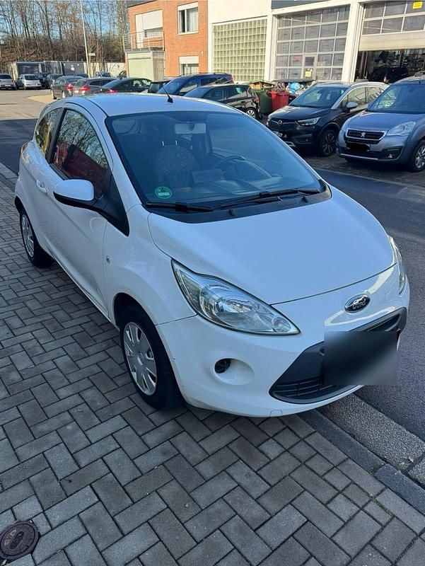 Gebraucht Ford Ka 69 PS (50 kW) 2015 Weiß Kleinwagen