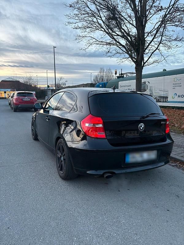 Usata BMW 116 122 CV (89 kW) 2012 Nero Utilitaria