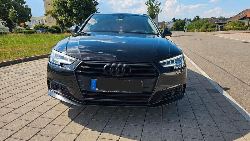 Schwarz Gebraucht 2018 Audi A4 Ambiente Kombi | 18.500 € (Guter Preis) - Bild 1/4