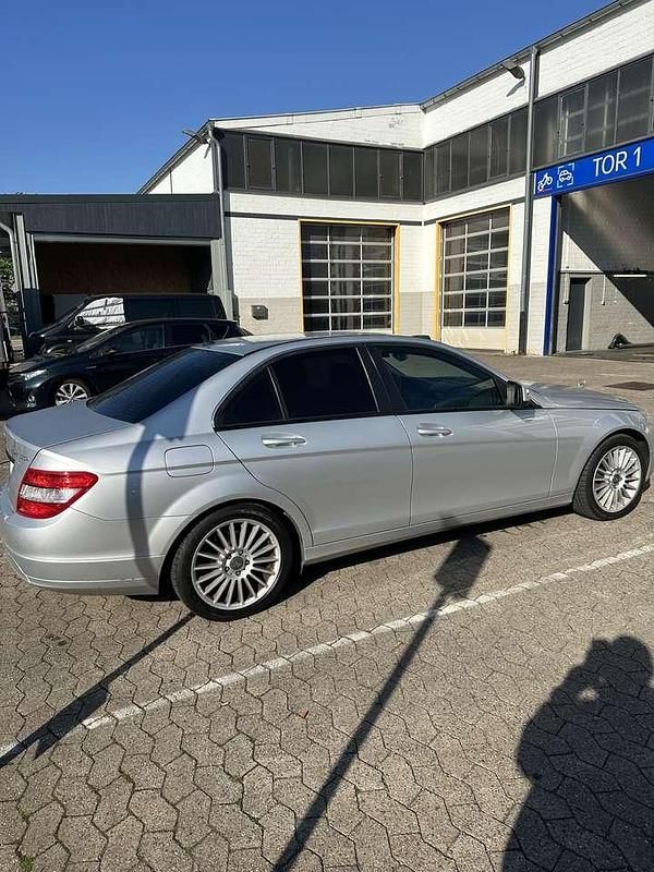 Gebraucht Mercedes C200 Elegance 184 PS (135 kW) 2007 Limousine