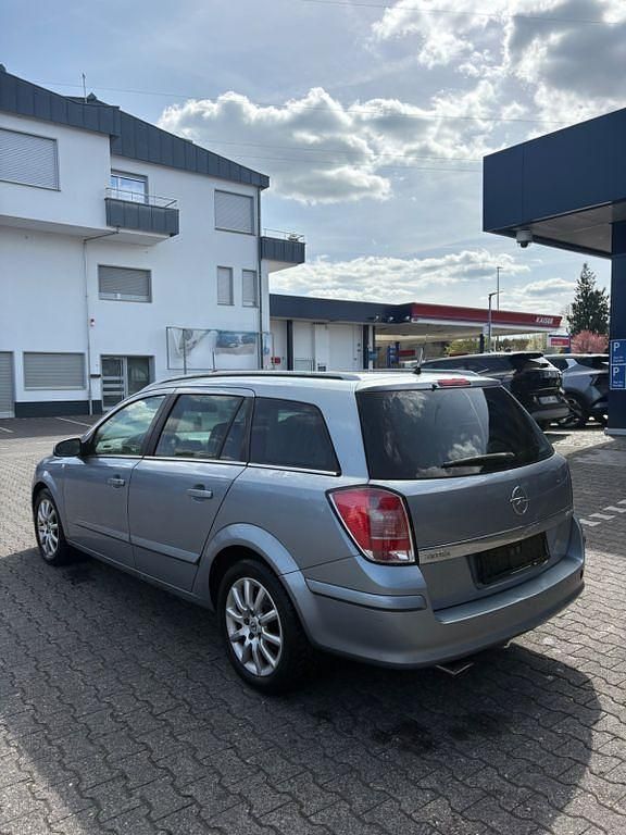 Gebraucht Opel Astra 170 PS (125 kW) 2004 Grau Limousine
