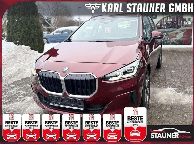 Piemont rot Gebraucht 2024 BMW 218 Van / Kleinbus | 27.980 € (Guter Preis) - Bild 1/2