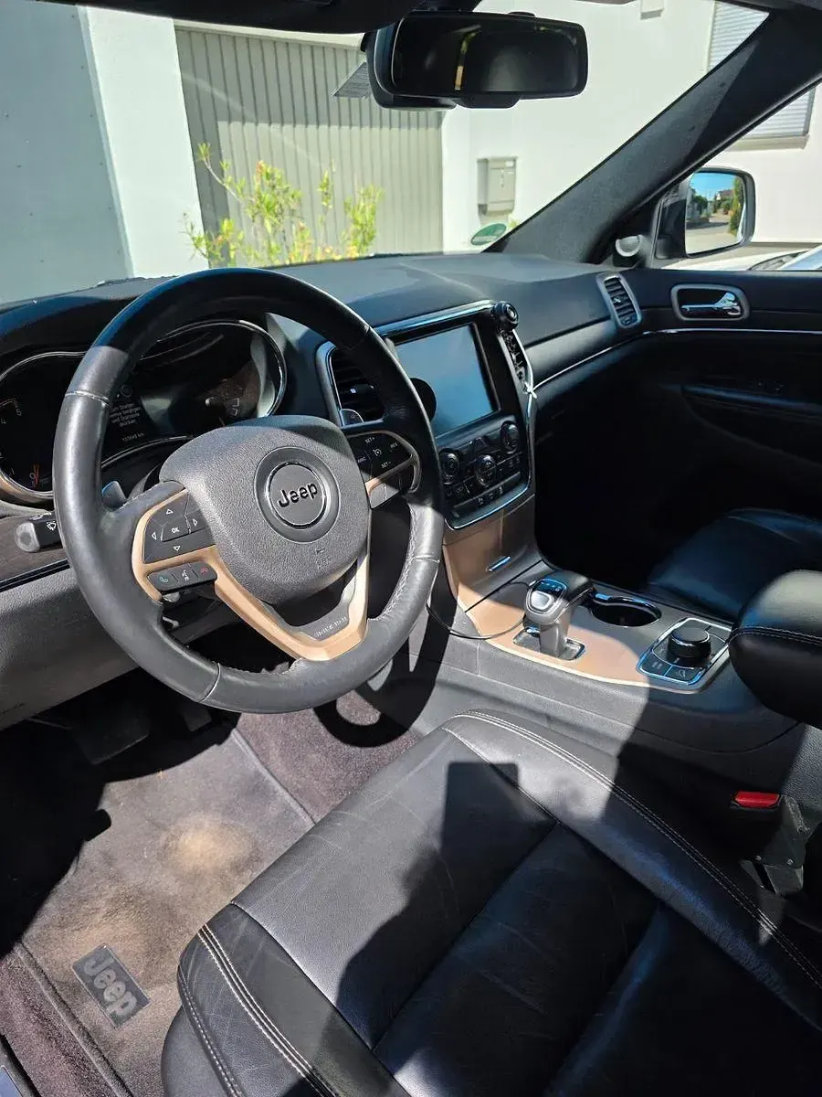 Gebraucht Jeep Grand Cherokee Limited 250 PS (183 kW) 2016 Schwarz SUV