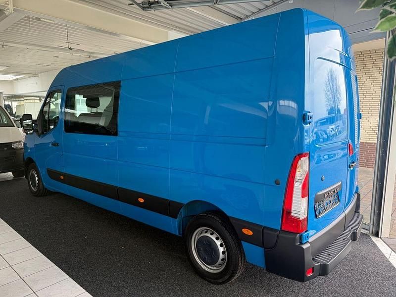 Usata Renault Master 150 CV (110 kW) 2021 Blu Monovolume