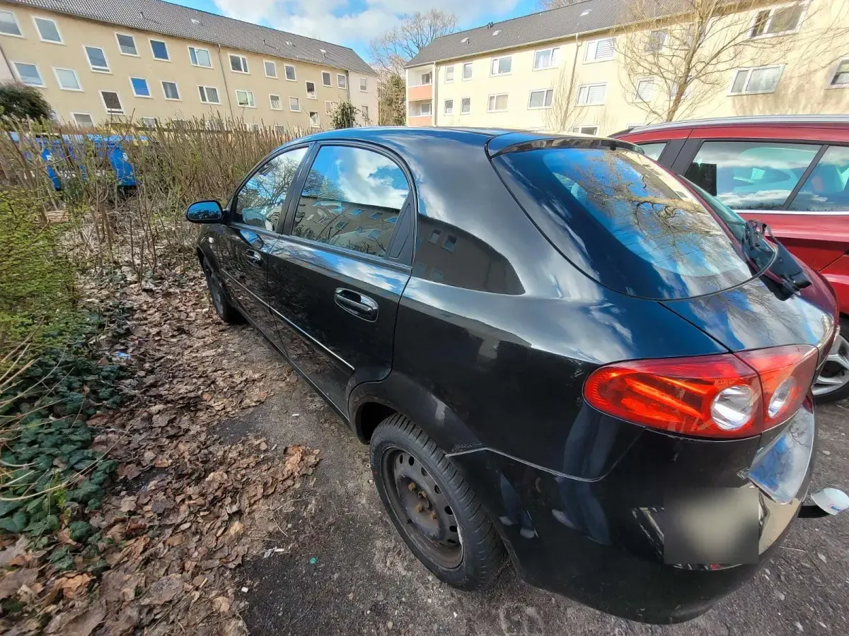 Gebraucht Chevrolet Lacetti 95 PS (69 kW) 2006 Schwarz Limousine