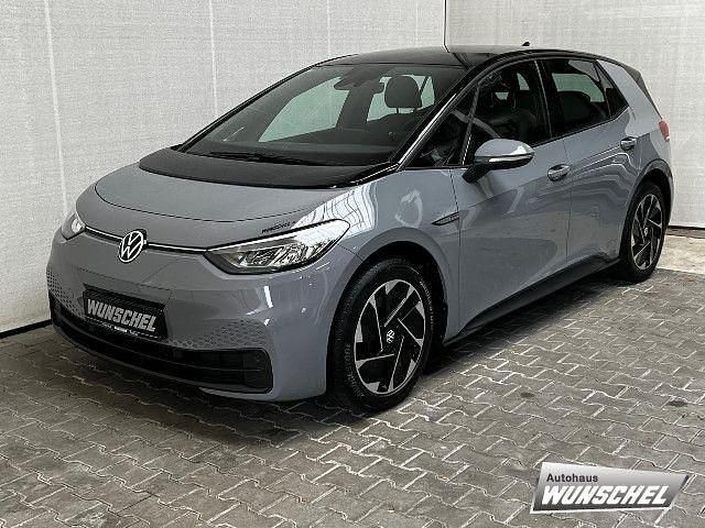 Grau Gebraucht 2021 VW ID.3 Pro Performance Kleinwagen | 17.950 € (Guter Preis) - Bild 1/4