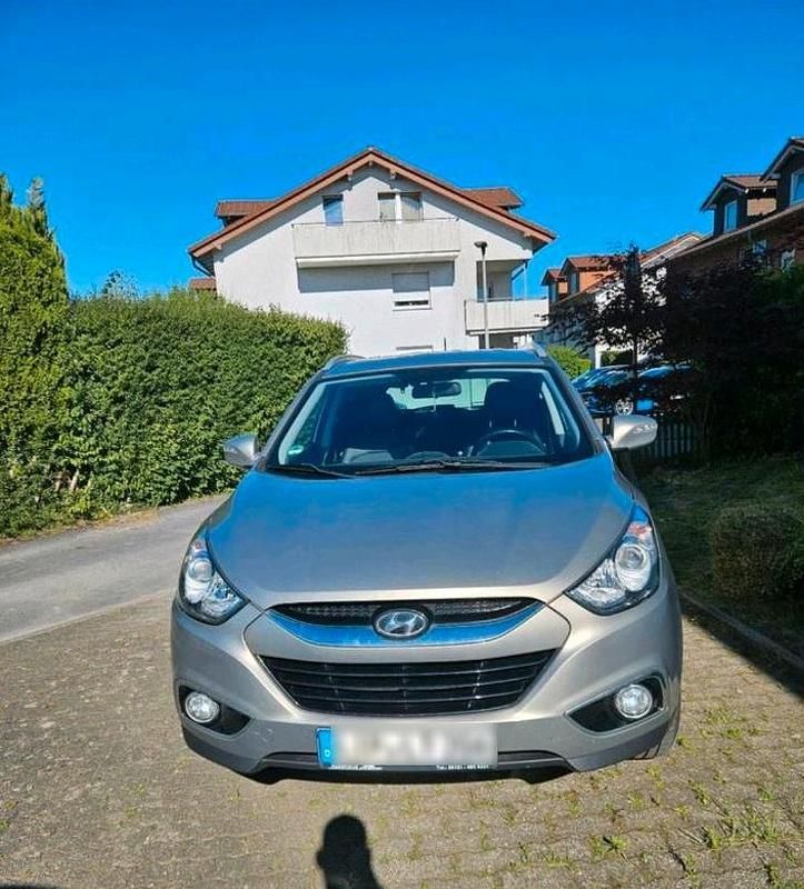 Gebraucht Hyundai ix35 Style 163 PS (119 kW) 2010 Grau SUV