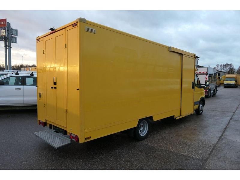 Gebraucht Iveco Daily 145 PS (106 kW) 2014 Gelb Van