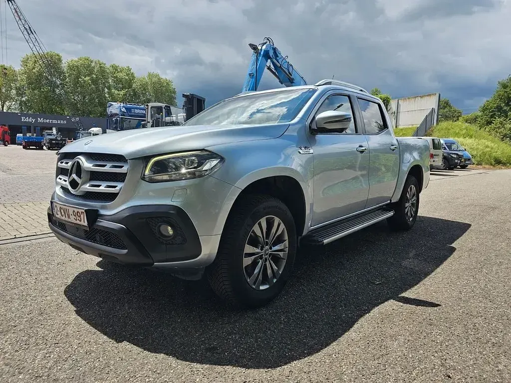 Gebraucht Mercedes X350 258 PS (189 kW) 2018 Grau Pickup