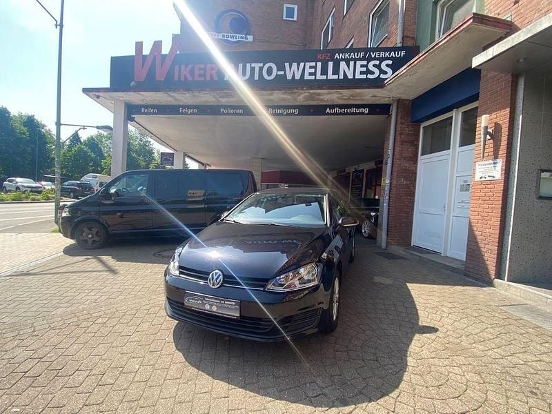 Schwarz Gebraucht 2014 VW Golf VII Trendline Limousine | 6.900 € (Fairer Preis) - Bild 1/4