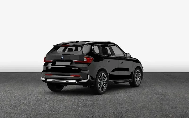 Neu BMW iX1 M Sport 150 kW (204 PS) 2026 Schwarz SUV
