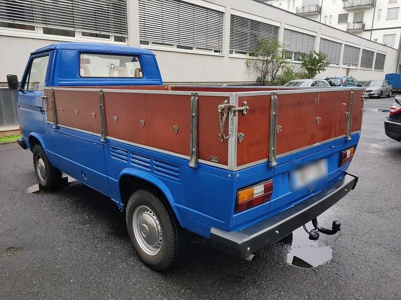 Brugt VW T3 50 HK (36 kW) 1981 Blå Van