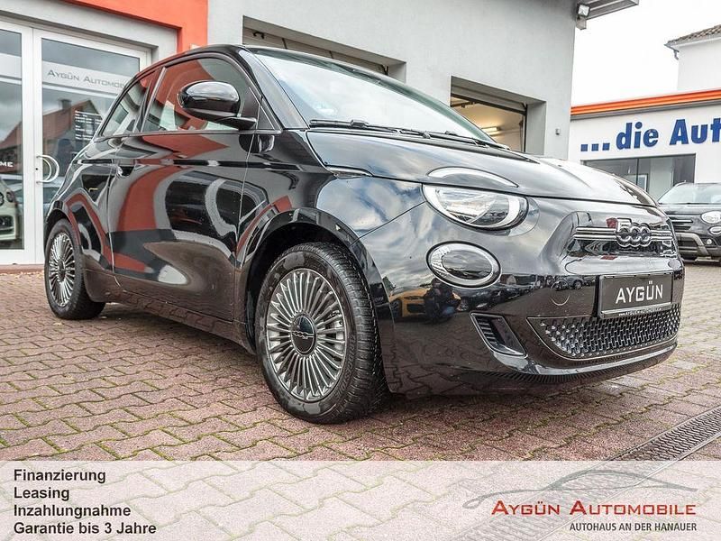 Gebraucht Fiat 500e Icon 86 kW (118 PS) 2021 Schwarz Limousine