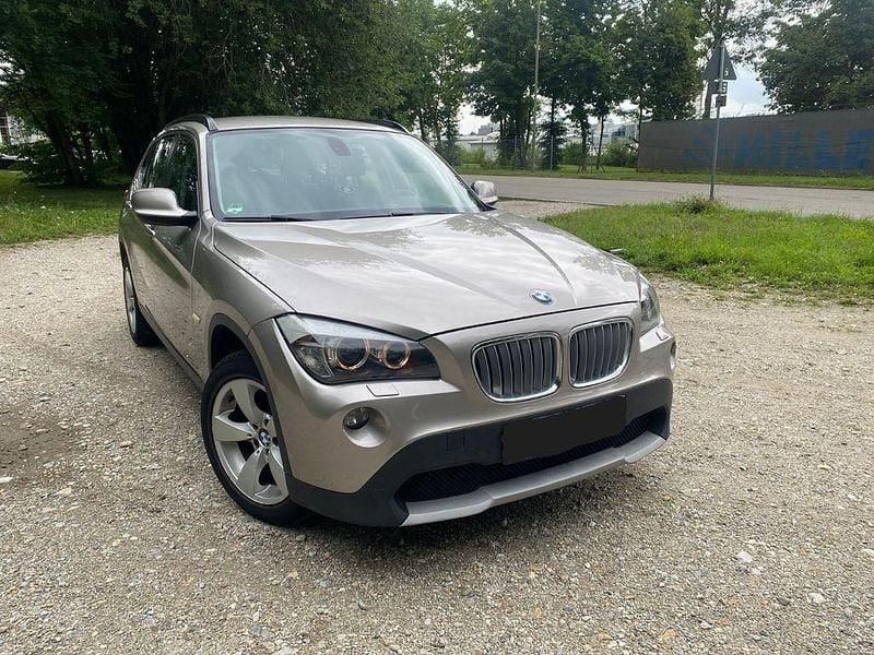 Beige Gebraucht 2009 BMW X1 SUV | 6.999 € (Guter Preis) - Bild 1/4