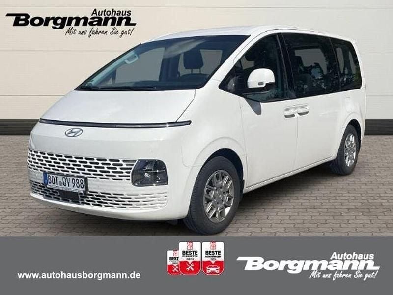 Creamy white / sol Gebraucht 2023 Hyundai Staria Trend Van | 37.990 € (Superpreis) - Bild 1/4