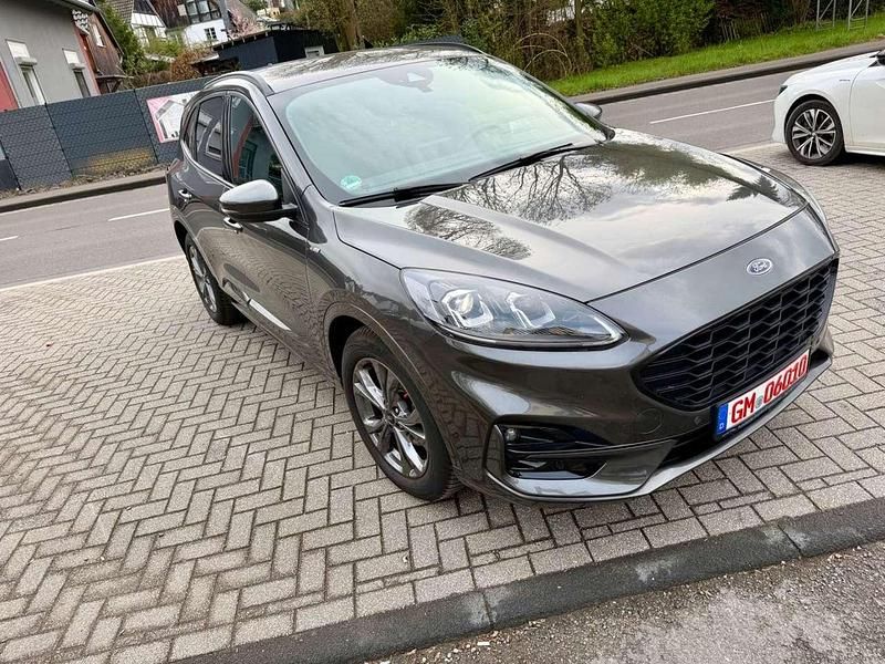 Gebraucht Ford Kuga ST-Line 150 PS (110 kW) 2021 Grau SUV