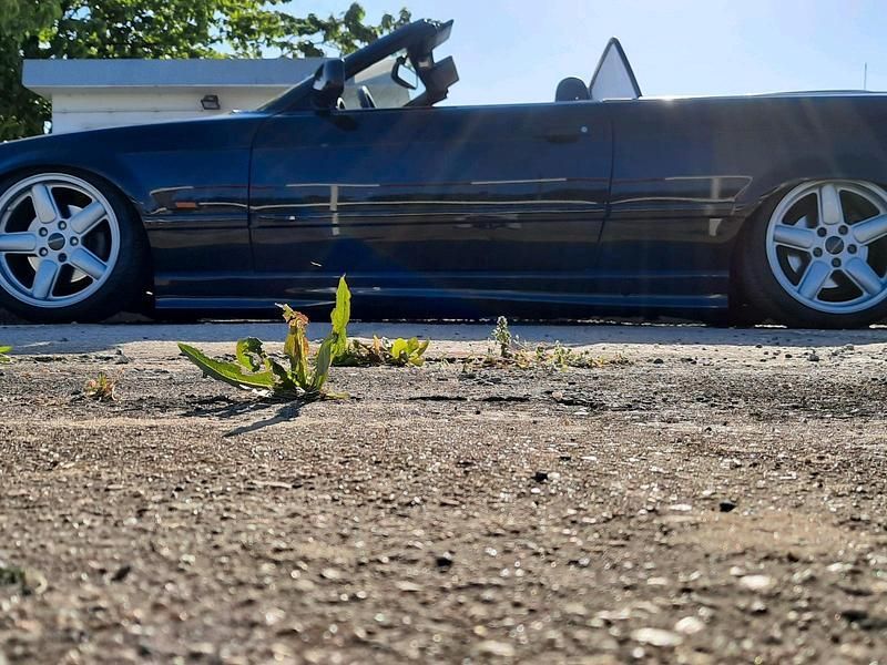 Gebraucht BMW 328 Cabriolet 193 PS (141 kW) 1996 Schwarz Cabrio