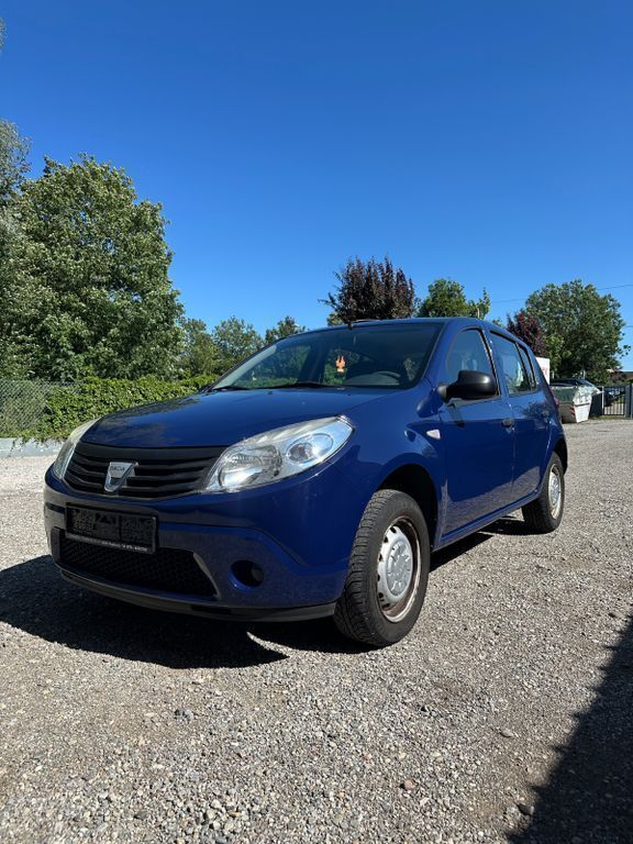 Blau Gebraucht 2009 Dacia Sandero Basis Kleinwagen | 1.550 € (Guter Preis) - Bild 1/4